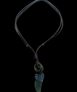 pluma-cuero-collar
