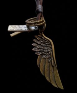 pluma-cuero-collar