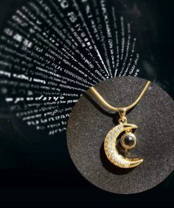 Collar luna proyecta la palabra te amo en 100 idiomas