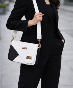 Alternative view of Bolso Black & White